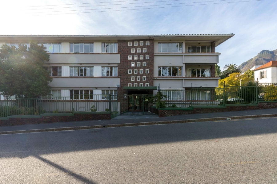 2 Bedroom Property for Sale in Gardens Western Cape